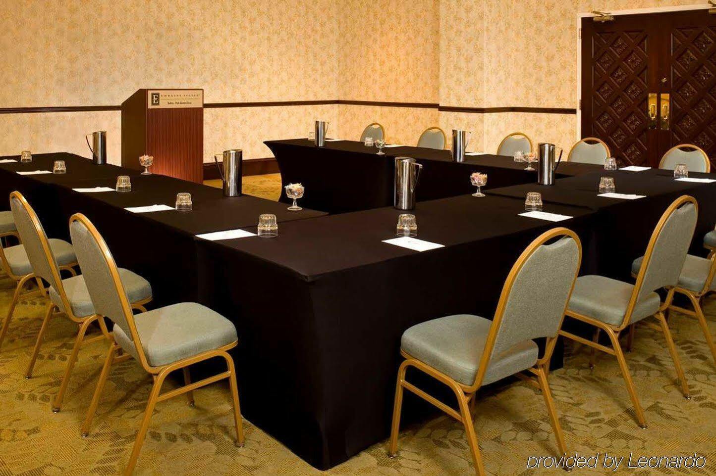 Embassy Suites Dallas - Park Central Area Экстерьер фото